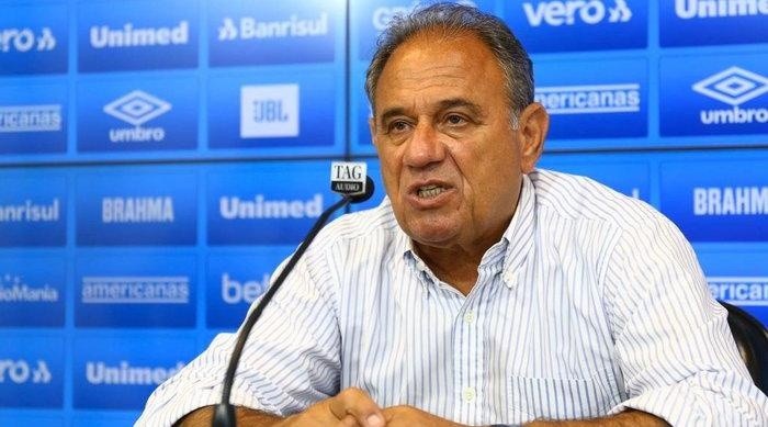 Foto: Lucas Uebel/Grêmio/Divulgação - Denis Abrahão: dirigente atualizou as buscas por reforços do Tricolor