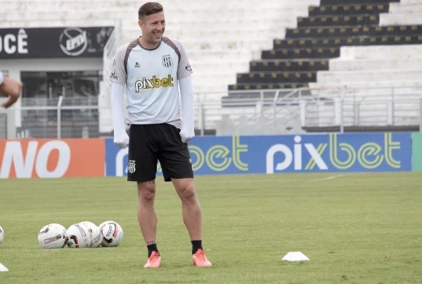 Diego Almeida/PontePress/ Sanches no treino da Ponte Preta. 