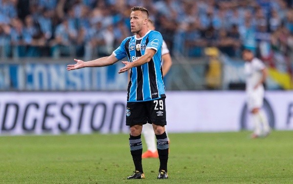 Arthur foi um dos destaques do Grêmio em 2017 (Foto: Jeferson Guareze/AGIF)