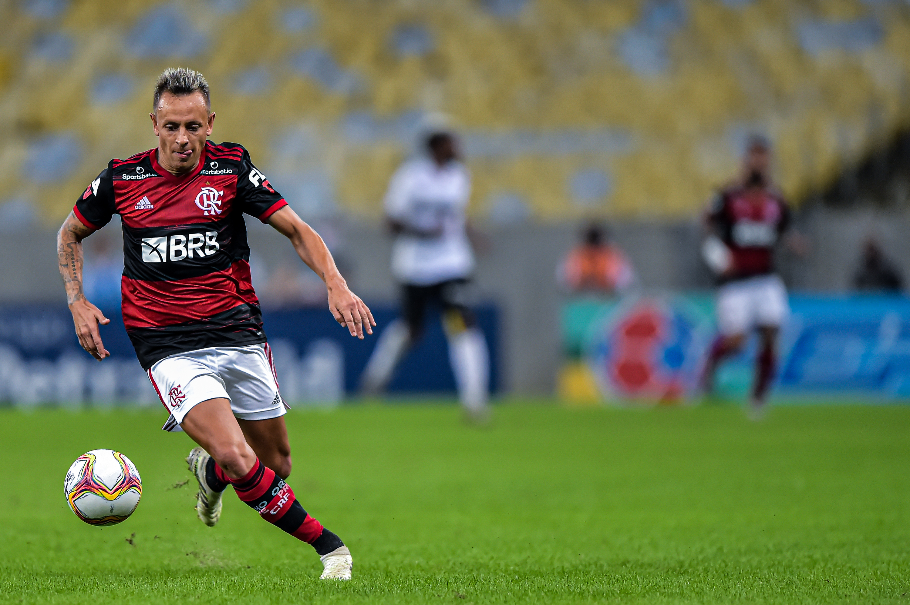 (Foto: Thiago Ribeiro/AGIF) Rafinha relembra época do Flamengo