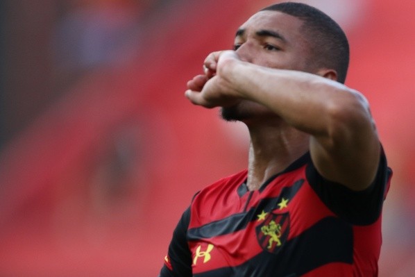 Adryelson conseguiu liberação do Sport (Foto: Marcel Lisboa/AGIF)