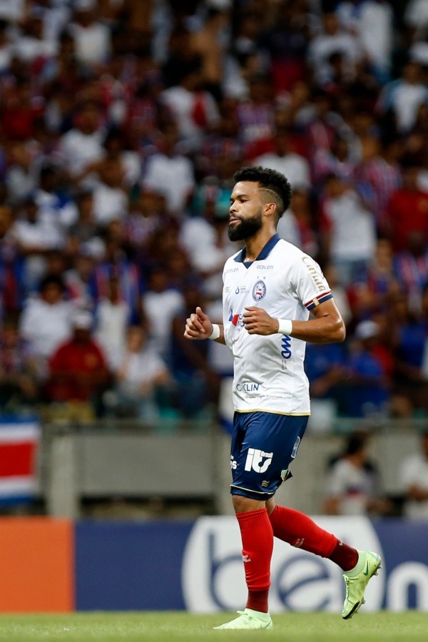 Fotos: Felipe Oliveira / EC Bahia | Falcão em ação pelo Bahia no duelo contra a Ponte Preta