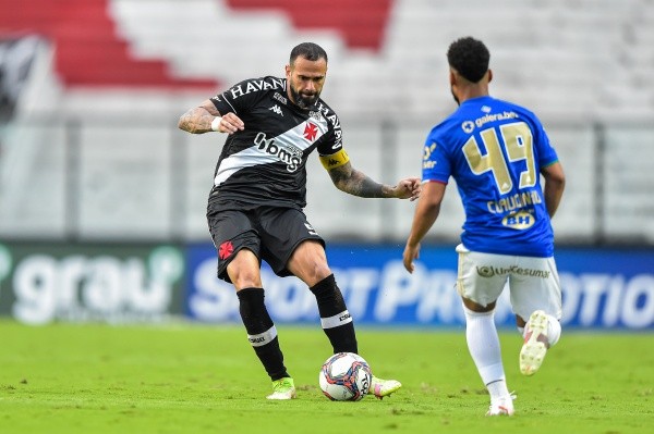 (Foto: Thiago Ribeiro/AGIF)