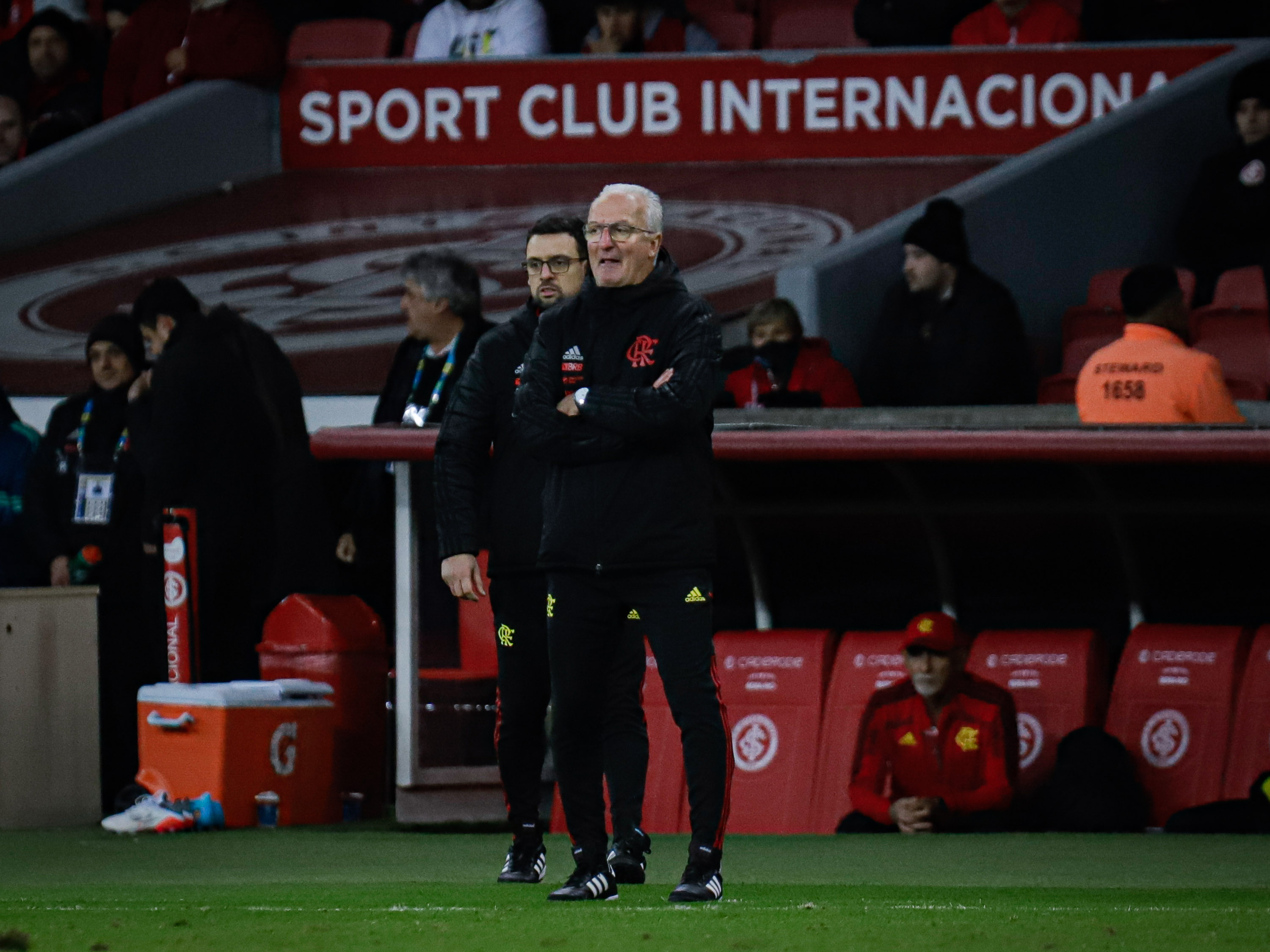 Maxi Franzoi/AGIF/ Dorival Jr fez a sua estreia no comando do Flamengo. 