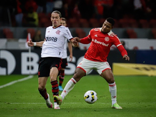 Maxi Franzoi/AGIF/ Internacional x Flamengo em campo. Maxi Franzoi/AGIF/ Internacional x Flamengo em campo.
