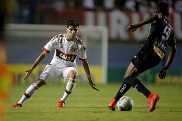 Agif/Daniel Vorley – Thiago Ennes jogou pelo Náutico em 2018.