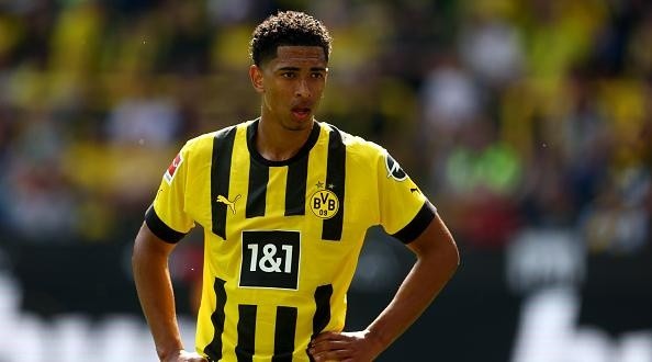Bellingham está na mira do Real Madrid (Foto: Lars Baron/Getty Images)