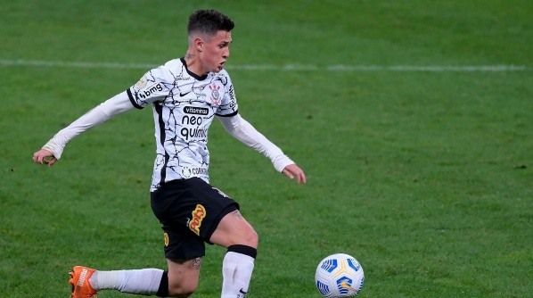 Mateus Vital pode ser aproveitado no Corinthians (Foto: Marcello Zambrana/AGIF)