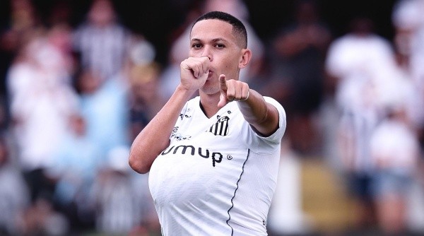 Marcos Guilherme deve ser anunciado em breve (Foto: Ettore Chiereguini/AGIF)