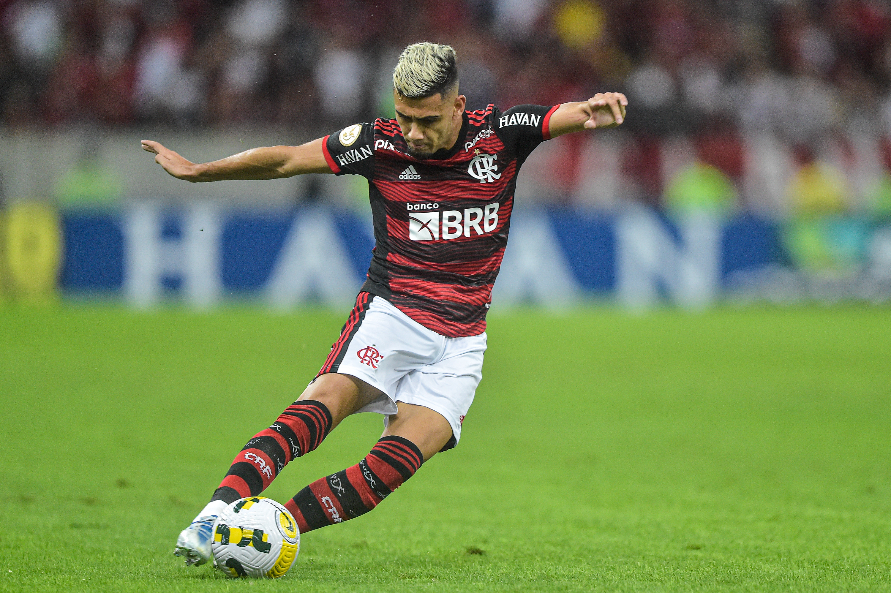 Thiago Ribeiro/AGIF/ Andreas Pereira em campo. 
