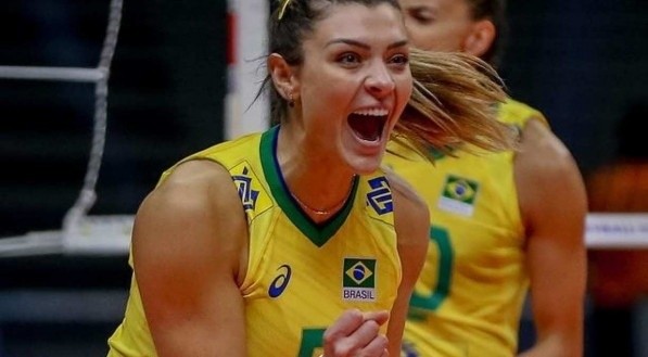 Rosamaria é uma das atletas mais queridas da Seleção Brasileira Feminina de Vôlei - FOTO:REPRODUÇÃO/CBV Rosamaria é uma das atletas mais queridas da Seleção Brasileira Feminina de Vôlei - FOTO:REPRODUÇÃO/CBV