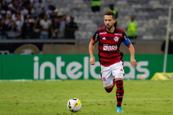Fernando Moreno/AGIF/ Éverton Ribeiro é pedido pela torcida do Cruzeiro para reforçar a equipe. Fernando Moreno/AGIF/ Éverton Ribeiro é pedido pela torcida do Cruzeiro para reforçar a equipe.