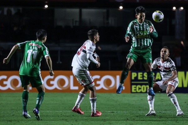  Marcello Zambrana/AGIF/ São Paulo em campo contra o Juventude. 