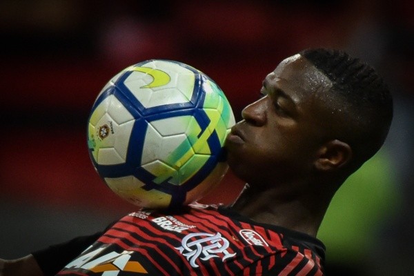 Foto: Andre Borges/AGIF | Vini Jr deixou o Flamengo em 2018