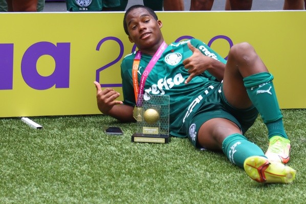 Foto: Marcello Zambrana/AGIF | Endrick é considerado o garoto de ouro do Palmeiras