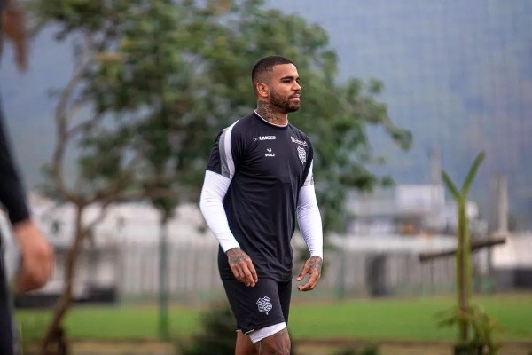 Patrick Floriani/FFC/ Jhon Cley é dúvida para o duelo contra o Vitória. Patrick Floriani/FFC/ Jhon Cley é dúvida para o duelo contra o Vitória.