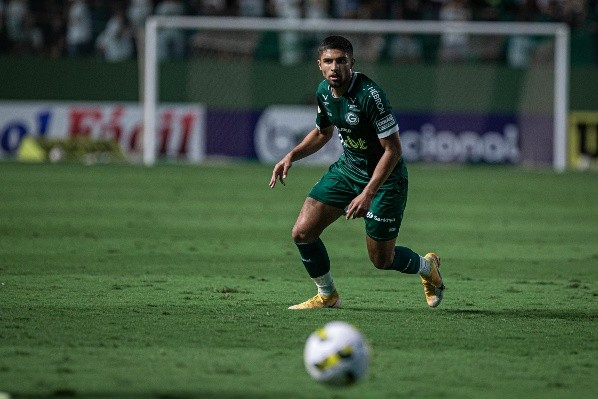 Isabela Azine/AGIF/ Juan em campo com a camisa do Goiás.. Isabela Azine/AGIF/ Juan em campo com a camisa do Goiás..