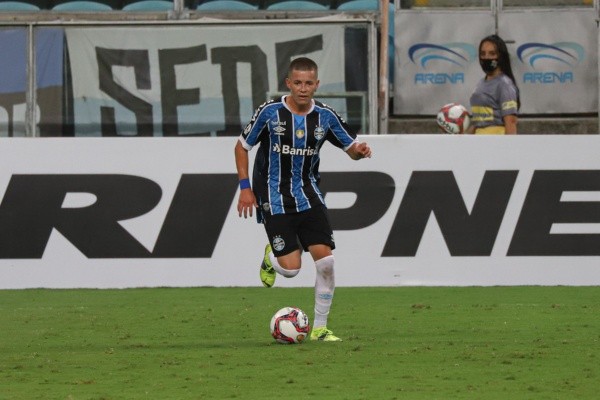 Foto: Maxi Franzoi/AGIF – Pedro Lucas é novidade entre os relacionados de Roger Machado