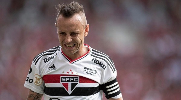 Rafinha foi liberado pelo DM e reforça o São Paulo (Foto: Jorge Rodrigues/AGIF)