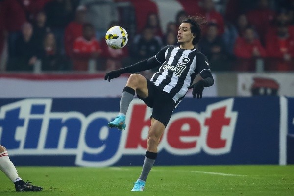 Agif/Pedro H. Tesch – Matheus Nascimento deve jogar pelo Botafogo contra Red Bull Bragantino