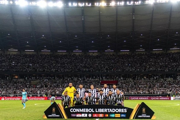 Foto: Alessandra Torres/AGIF/ Atlético-MG bate recorde novamente de público no Mineirão. Foto: Alessandra Torres/AGIF/ Atlético-MG bate recorde novamente de público no Mineirão.