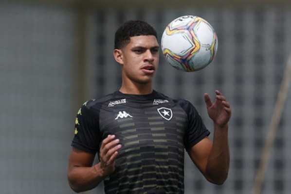 Foto: Vitor Silva/BFR – Luis Henrique está de saída do Olympique, na França, e interessa ao Glorioso