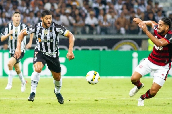 Fernando Moreno/AGIF/ Hulk em campo contra o Flamengo. Fernando Moreno/AGIF/ Hulk em campo contra o Flamengo.