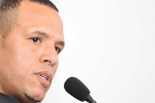 Armando Paiva/AGIF/ Luís Fabiano deixa a Ponte Preta e manda recado para a torcida. 