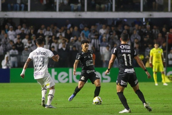 Fernanda Luz/AGIF/ Santos e Corinthians pela Copa do Brasil. 