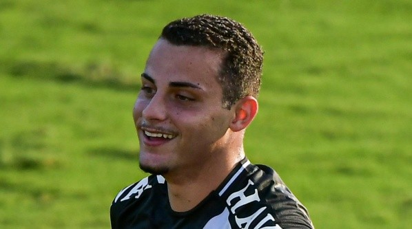 Bruno Gomes foi revelado pelo Vasco (Foto: Thiago Ribeiro/AGIF)