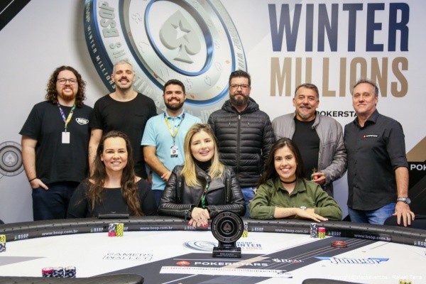 Mesa final Torneio da Imprensa (Foto: Rafael Terra/BSOP)