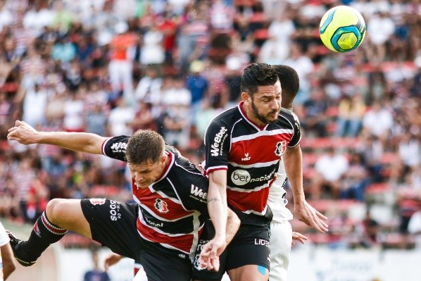 Agif/Rafael Vieira – Luan Bueno, da direita, falou sobre a liderança de Ratinho