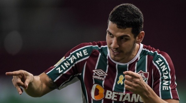 Nino pode ser vendido nesta janela pelo Fluminense (Foto: Thiago Ribeiro/AGIF)