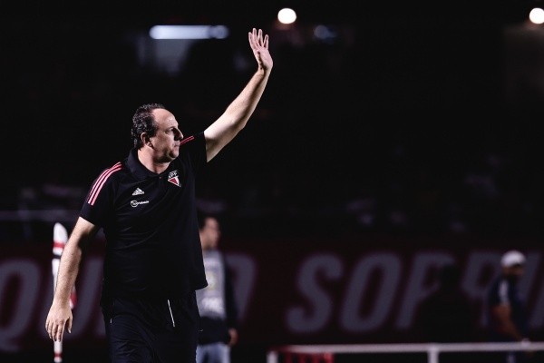 Ceni falou sobre os erros do São Paulo (Foto: Ettore Chiereguini/AGIF)