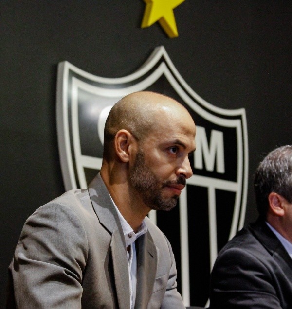 (Foto: Pedro Souza / Atlético) Marques celebra volta de Cuca e se rende ao talento de Hulk