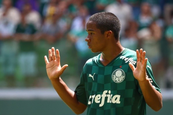 Endrick foi inscrito na Libertadores pelo Palmeiras (Foto: Marcello Zambrana/AGIF) Endrick foi inscrito na Libertadores pelo Palmeiras (Foto: Marcello Zambrana/AGIF)