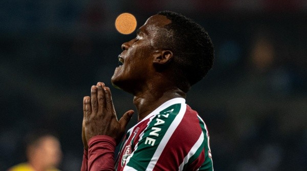 Arias é um dos destaques do Fluminense na temporada (Foto: Alessandra Torres/AGIF)