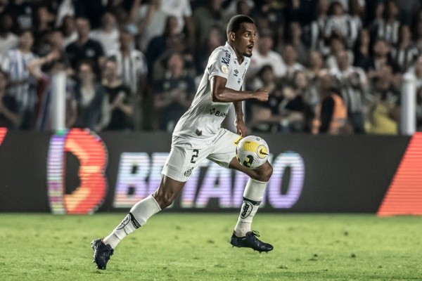 Flickr Oficial do time: Ivan Storti/Flickr Oficial Santos – Luiz Felipe firma dupla de zaga com Maicon