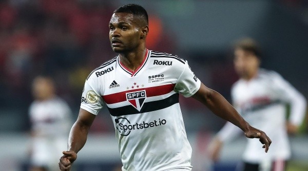 Nikão tem recebido oportunidades no São Paulo (Foto: Pedro H. Tesch/AGIF)