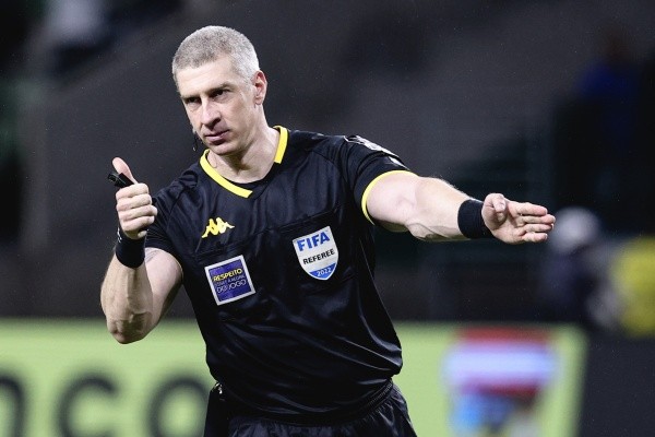 ( Foto: Ettore Chiereguini/AGIF) Torcida do Galo reage a Daronco falando sobre a arbitragem