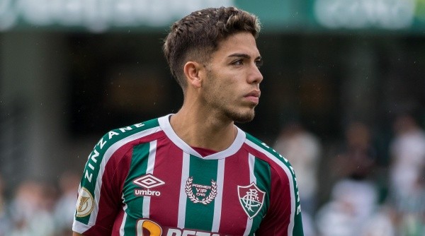 Nonato ficou de fora da última partida do Fluminense (Foto: Robson Mafra/AGIF)