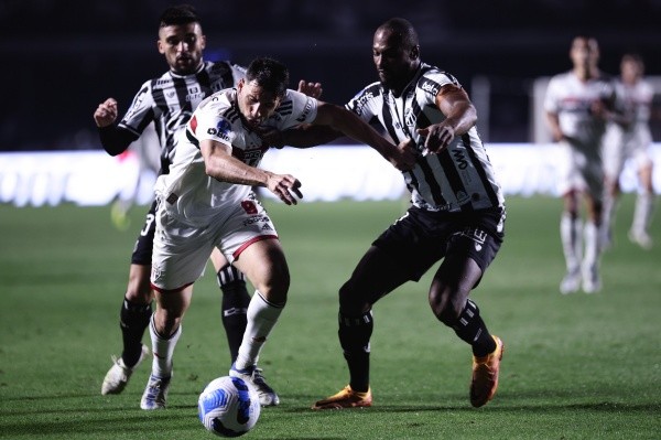Ettore Chiereguini/AGIF/ São Paulo x Ceará no Morumbi pela Copa Sul-Americana. Ettore Chiereguini/AGIF/ São Paulo x Ceará no Morumbi pela Copa Sul-Americana.