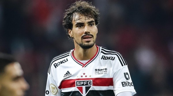 Igor Gomes tem sofrido com críticas da torcida do São Paulo (Foto: Pedro H. Tesch/AGIF) Igor Gomes tem sofrido com críticas da torcida do São Paulo (Foto: Pedro H. Tesch/AGIF)