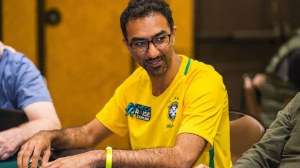 Faraz Jacka é muito amigo dos brasileiros do poker (Foto: Cassino Seminole HardRock)
