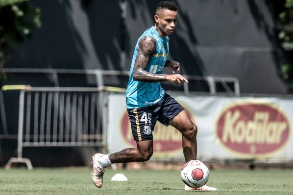 Foto: Ivan Storti/Santos FC – Allanzinho foi emprestado ao Tombense até o fim da Série B