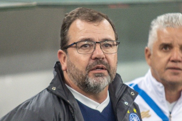 Foto:Gabriel Machado/AGIF | Enderson Moreira terá quebra cabeça para montar no Esquadrão de Aço