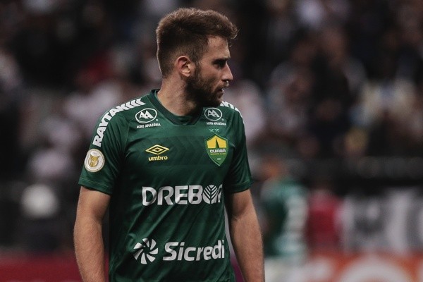 SP - Sao Paulo - 13/11/2021 - BRASILEIRO A 2021, CORINTHIANS X CUIABA - Alan Empereur jogador do Cuiaba durante partida contra o Corinthians no estadio Arena Corinthians pelo campeonato Brasileiro A 2021. Foto: Ettore Chiereguini/AGIF SP - Sao Paulo - 13/11/2021 - BRASILEIRO A 2021, CORINTHIANS X CUIABA - Alan Empereur jogador do Cuiaba durante partida contra o Corinthians no estadio Arena Corinthians pelo campeonato Brasileiro A 2021. Foto: Ettore Chiereguini/AGIF