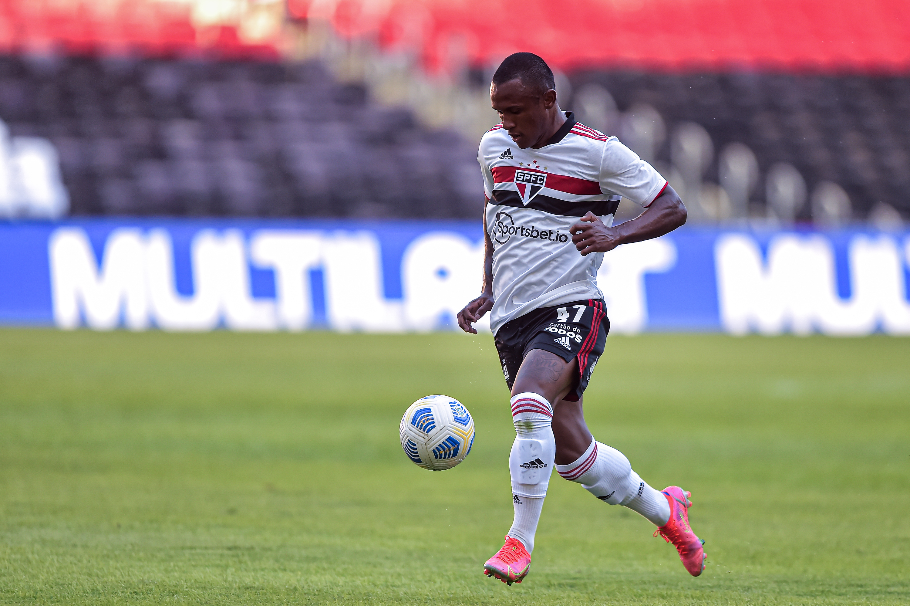 Foto: Thiago Ribeiro/AGIF