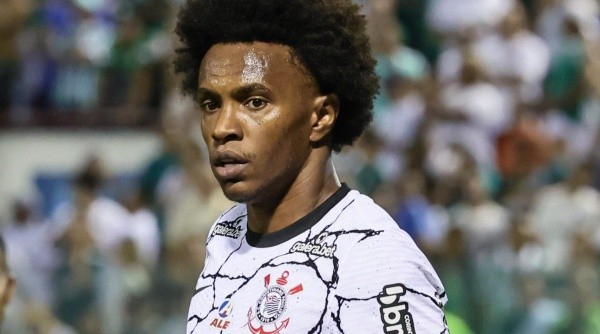 Willian deixou o Corinthians (Foto: Marcello Zambrana/AGIF)