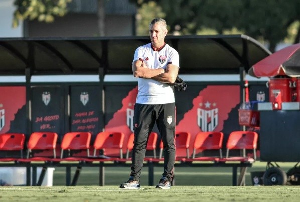 Alan Deyvid/ACG/ Jorginho segue no comando do Atlético-GO. 